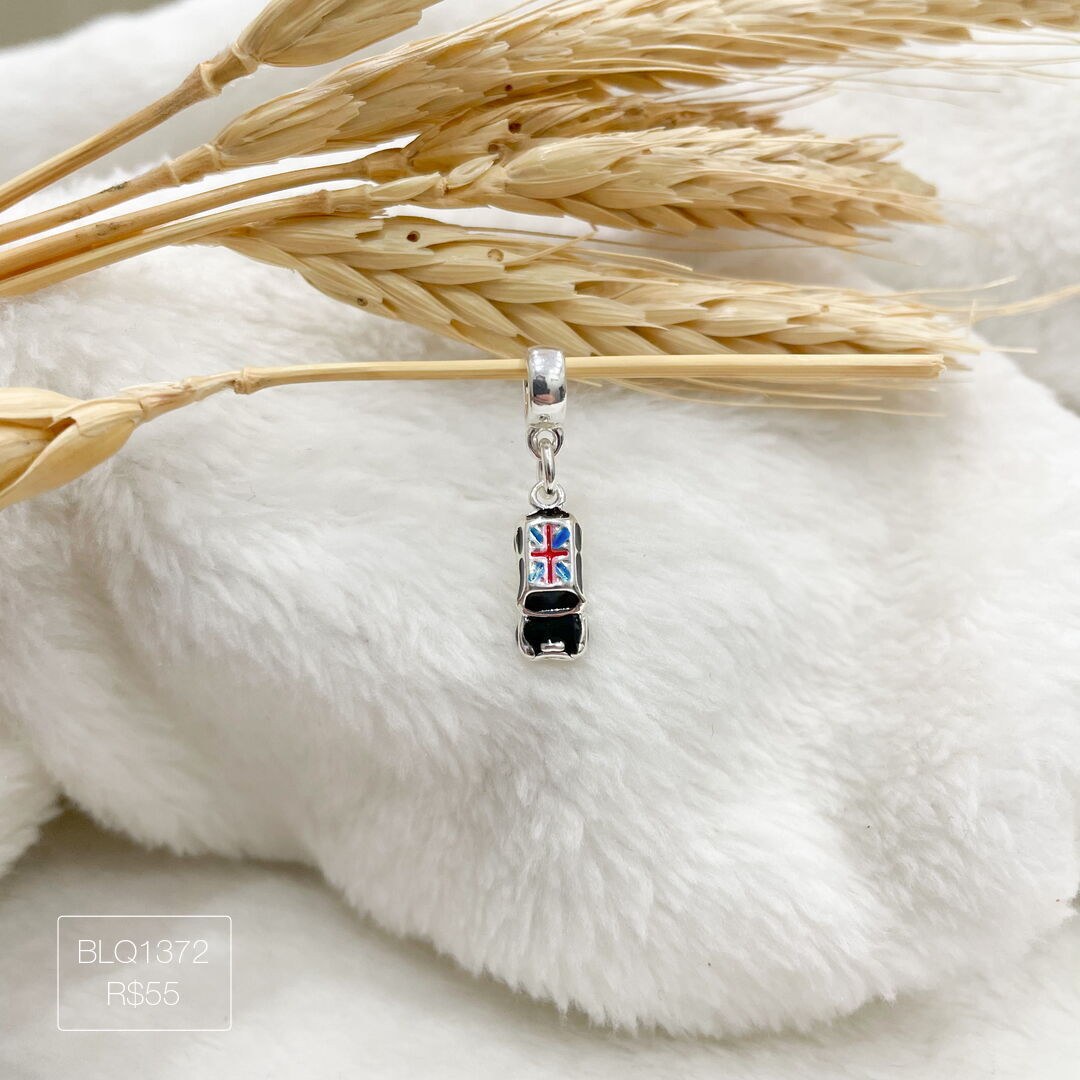 Berloque Taxi de Londres Pendurado Esmaltado Prateado